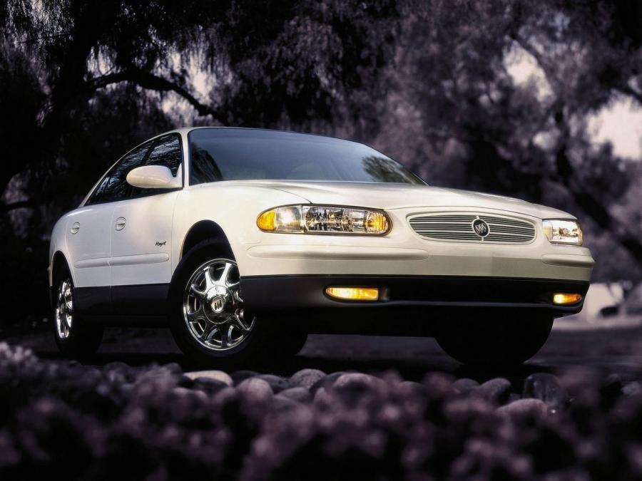  Buick Regal GS 1998 года  (фото 3 из 4)